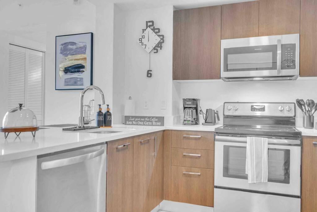 Spacious 2 Beds With Ocean View Miami Exterior photo